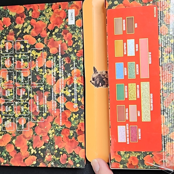 Kylie Cosmetics & Wizard of Oz Eye and Face Pressed Powder Palette - Picture 7 of 8